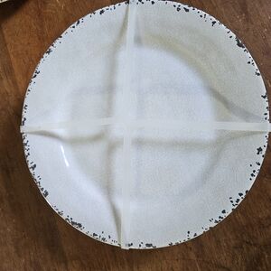 Tommy Bahama Rustic Bone Crackle Melamine 11" Dinner Plates